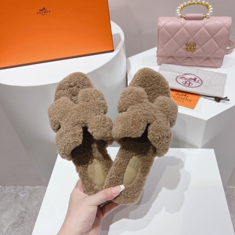 Hermes Slippers